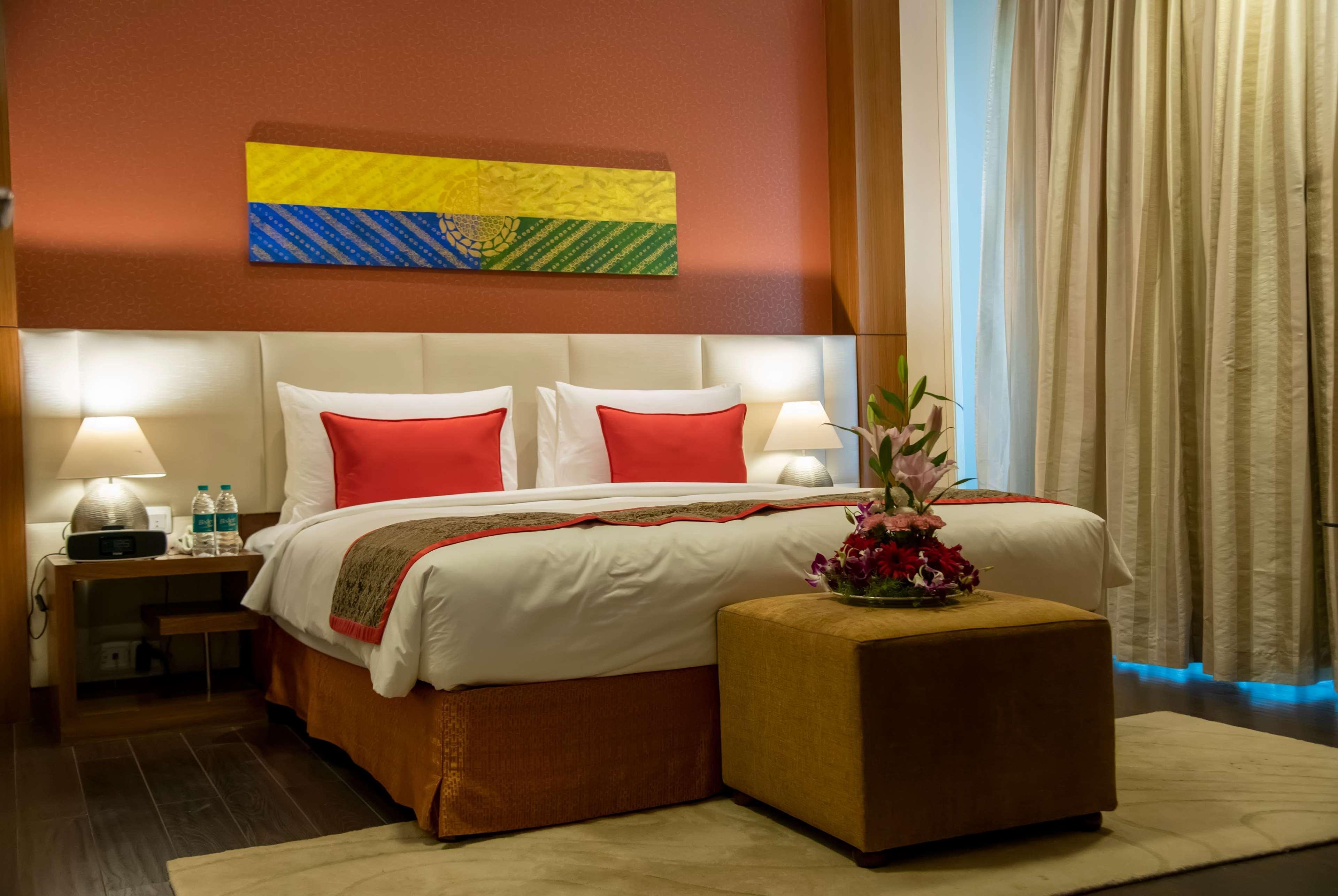 Ramada Plaza By Wyndham Pune Hinjewadi Dāpuri Dış mekan fotoğraf