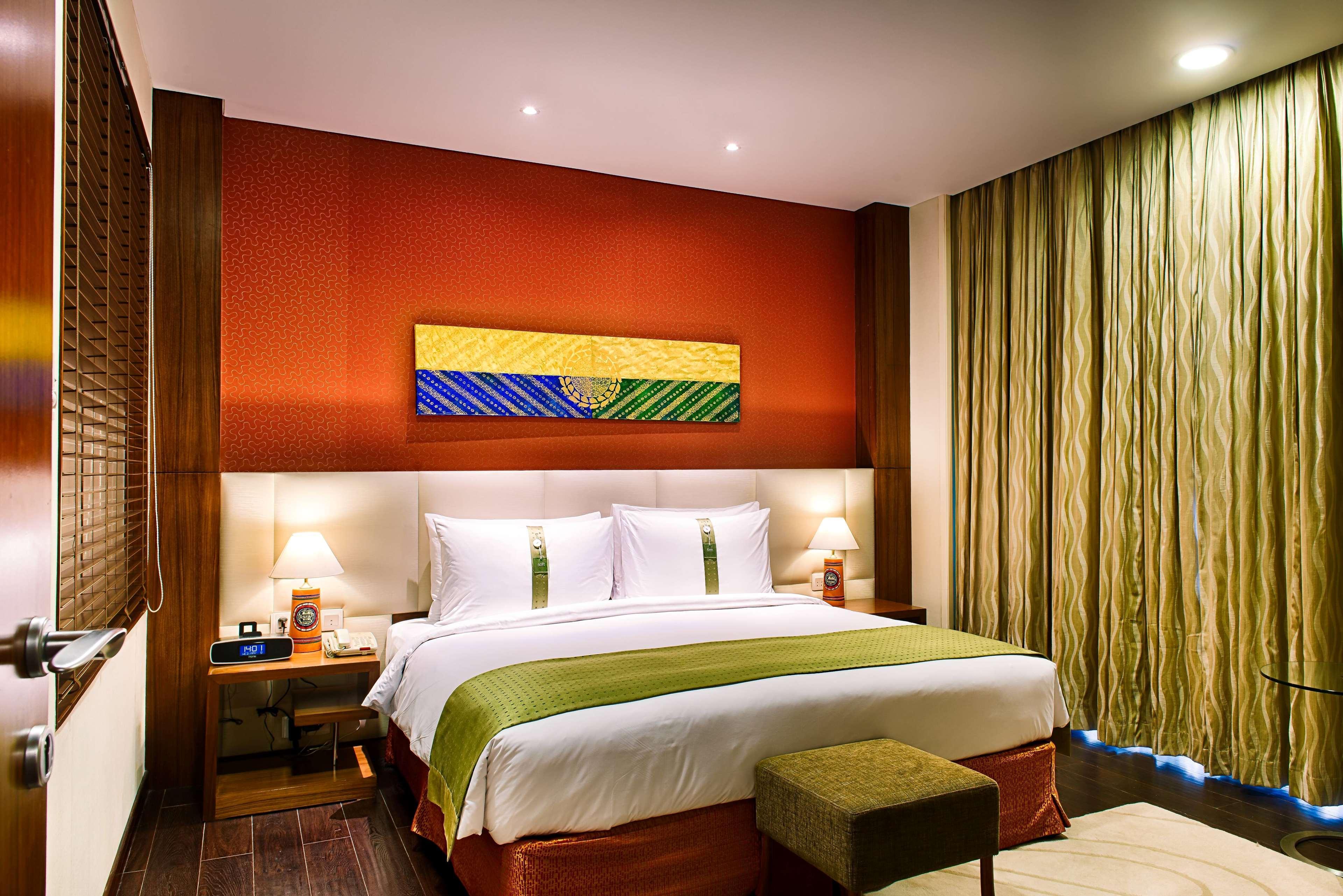 Ramada Plaza By Wyndham Pune Hinjewadi Dāpuri Dış mekan fotoğraf