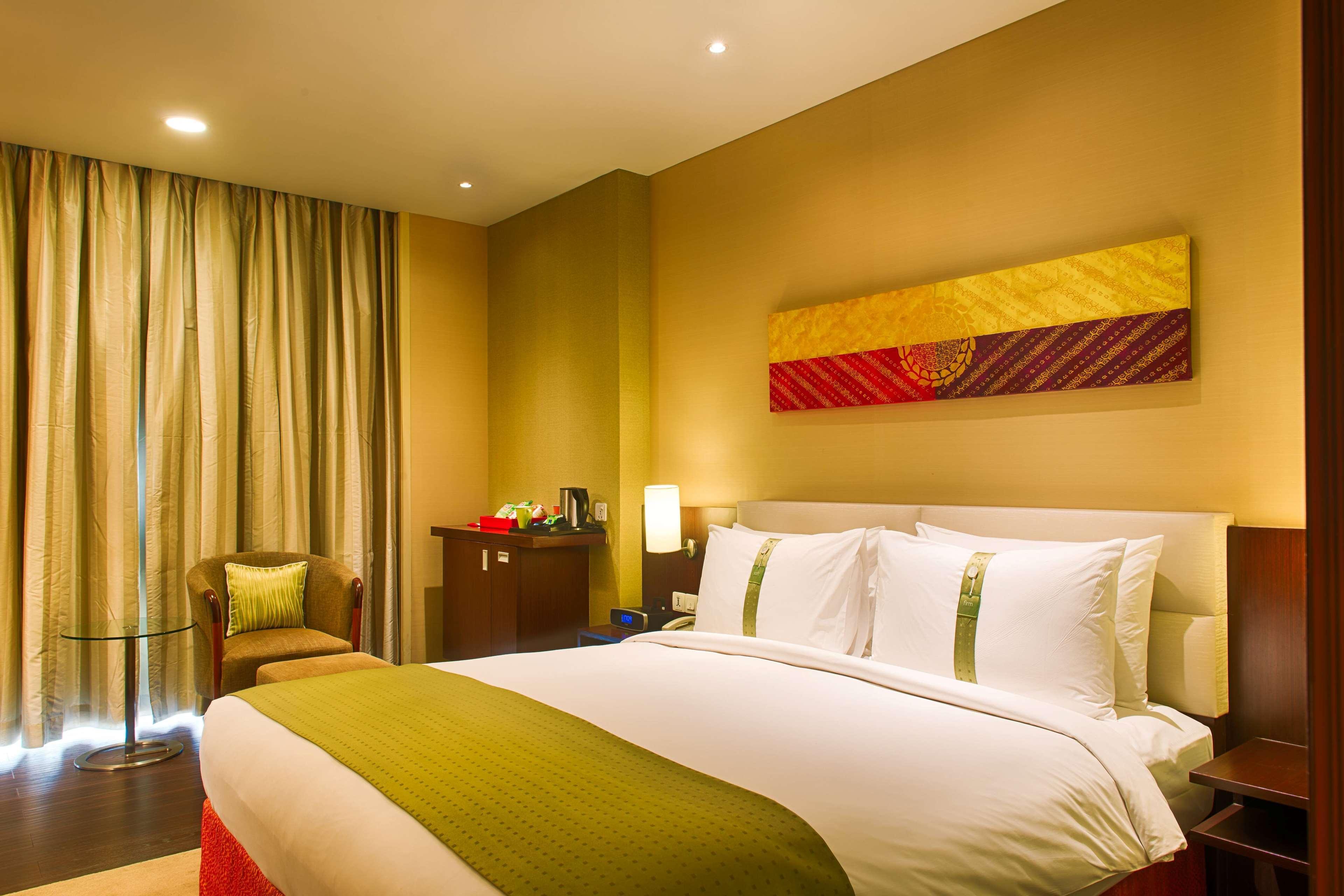 Ramada Plaza By Wyndham Pune Hinjewadi Dāpuri Dış mekan fotoğraf
